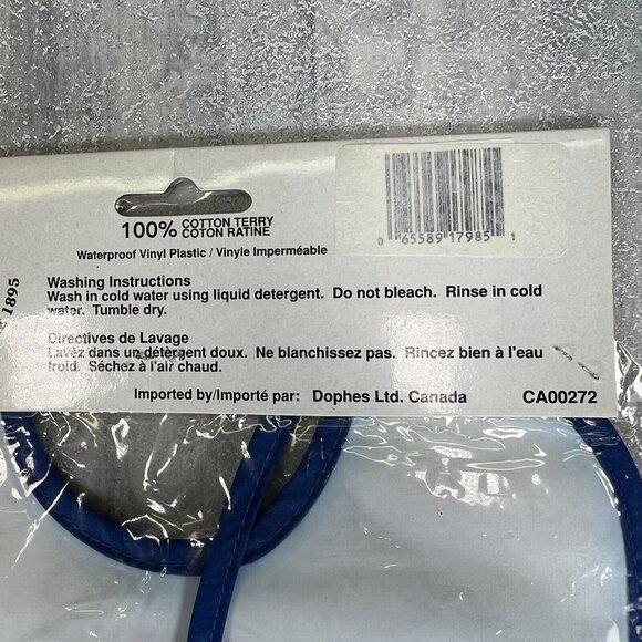 Hockey Hall Of Game Baby Bib Toronto Canada Waterproof Plastic Vinyl Dophes - Picture 6 of 7